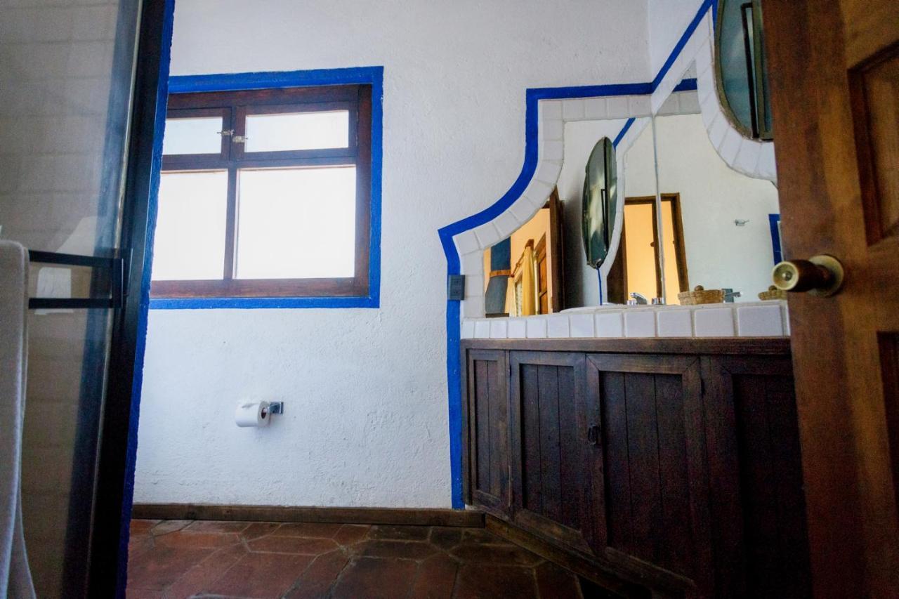 Lago Sol Hotel & Suites Tzintzuntzán Kültér fotó