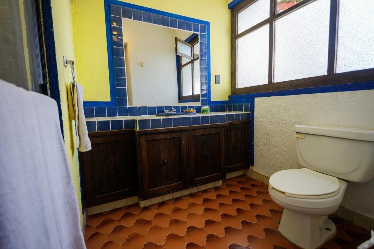 Lago Sol Hotel & Suites Tzintzuntzán Kültér fotó