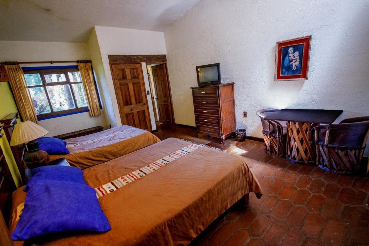 Lago Sol Hotel & Suites Tzintzuntzán Kültér fotó