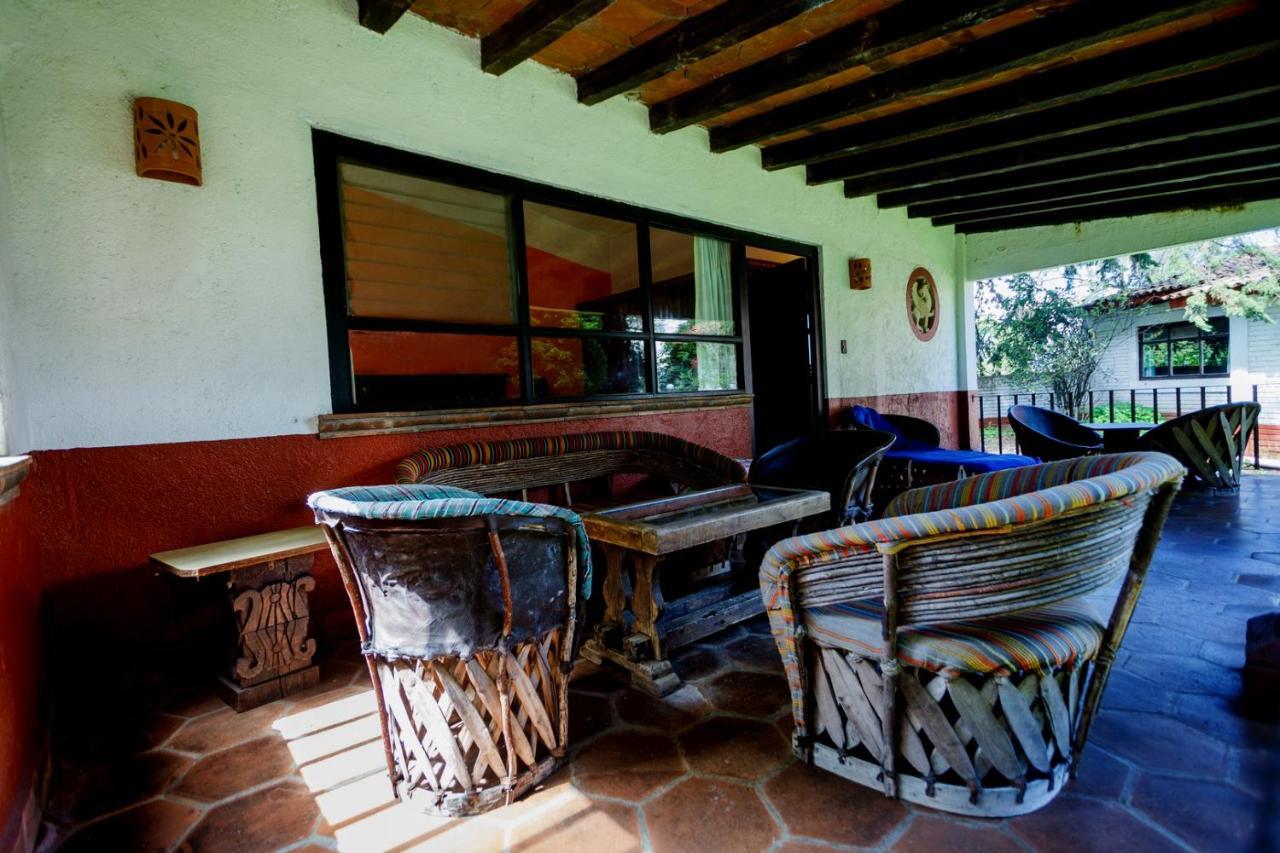 Lago Sol Hotel & Suites Tzintzuntzán Kültér fotó