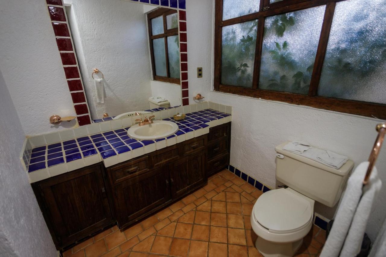 Lago Sol Hotel & Suites Tzintzuntzán Kültér fotó