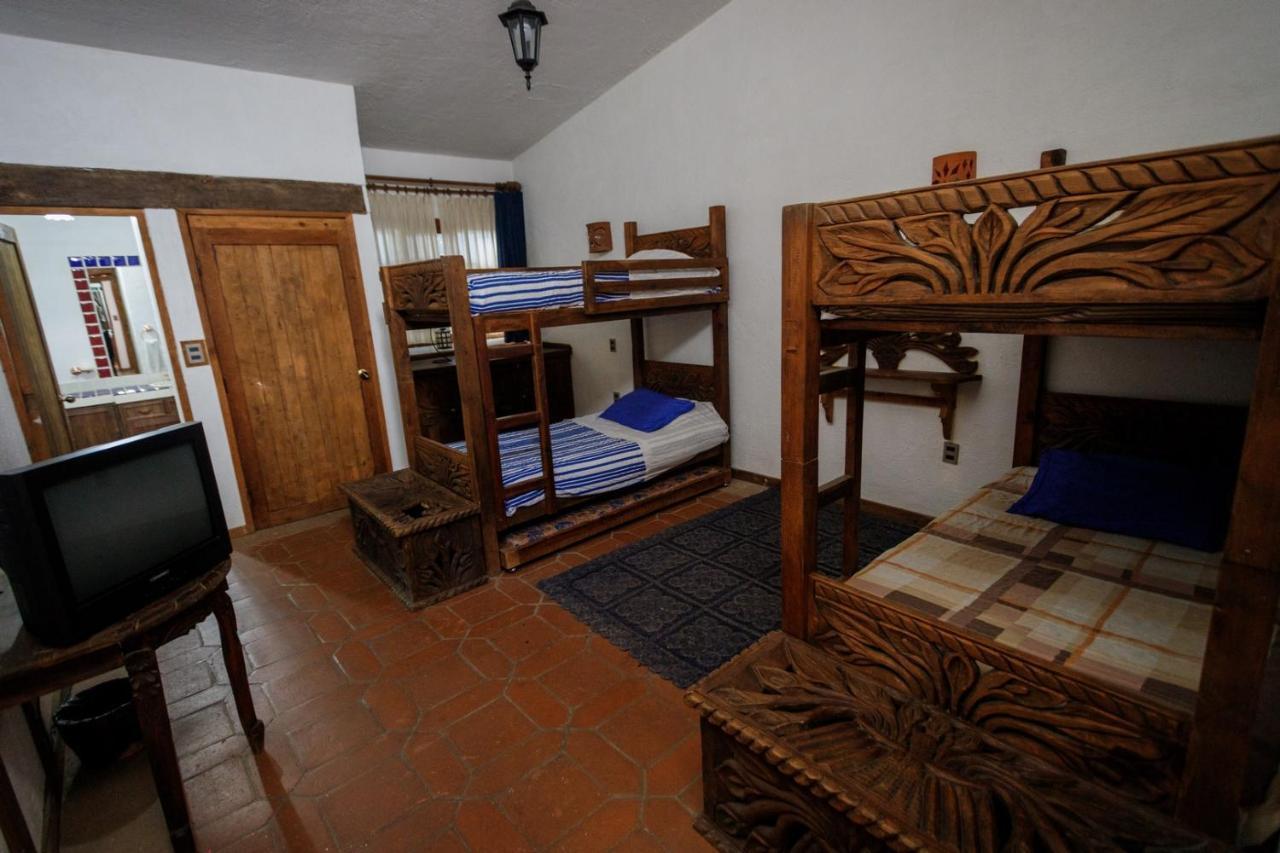 Lago Sol Hotel & Suites Tzintzuntzán Kültér fotó